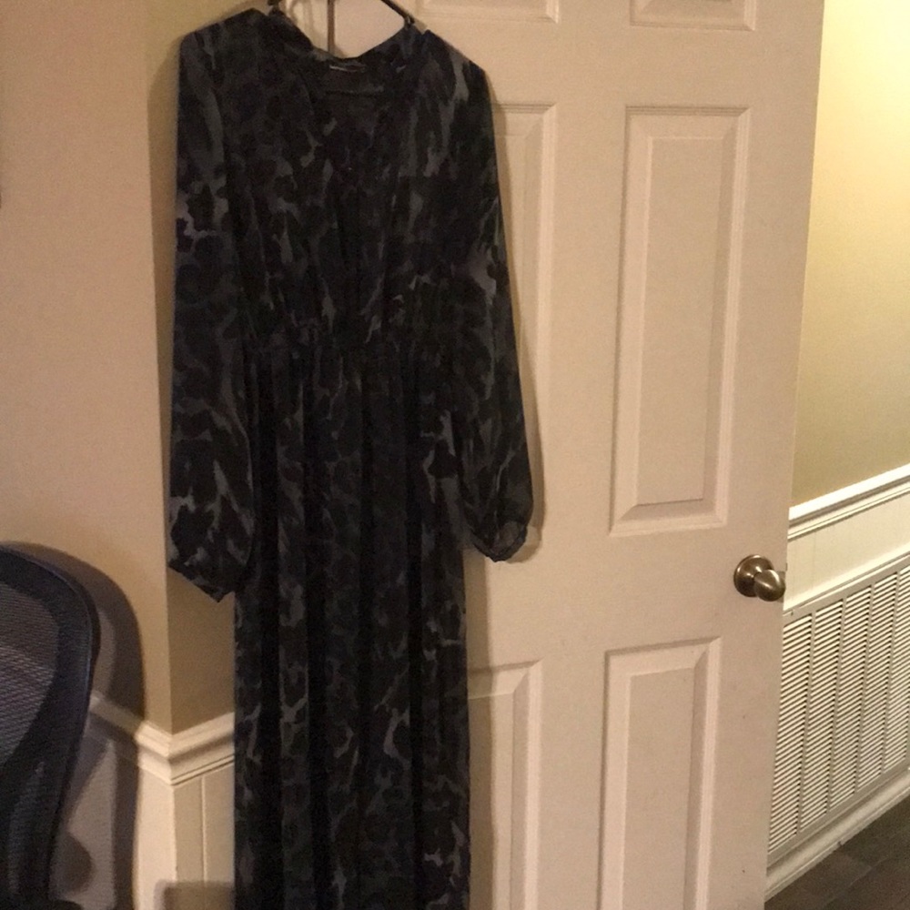 KenZie girl dress size 6